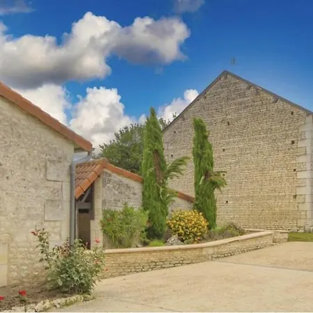 In Derce 펜션 Champau